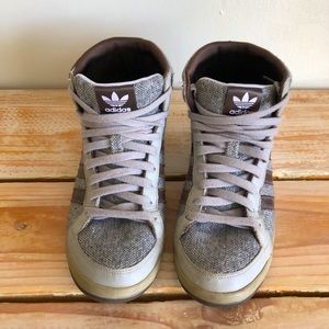 Adidas originals Adi Hoop Mid Women’s shoes 8 1/2